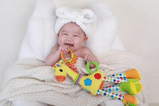 铜川宝宝为什么会吐奶 铜川宝宝为什么会吐奶